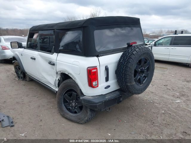 1FMDE5BH2NLB90209 Ford Bronco Black Diamond