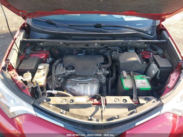 JTMBFREVXGJ100692 Toyota RAV4 LE