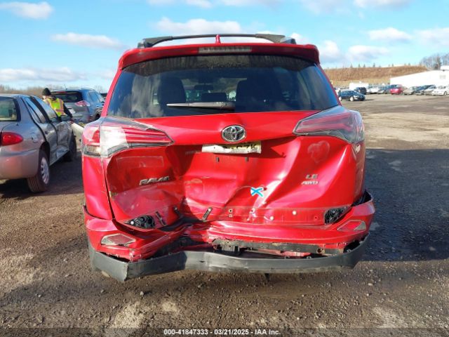 JTMBFREVXGJ100692 Toyota RAV4 LE