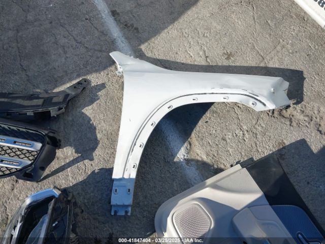 W1N4M4GB2LW026128 Mercedes-Benz GLB 250