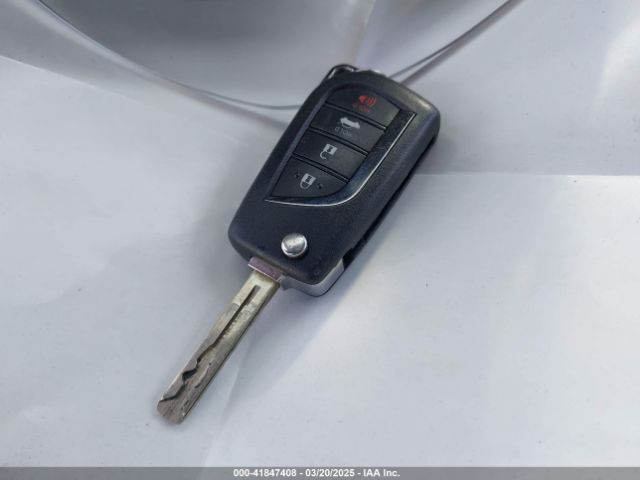 4T1G11AK8MU553894 Toyota CAMRY SE