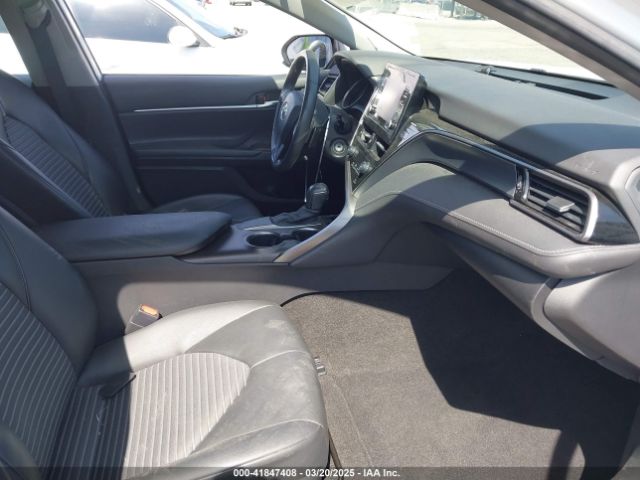 4T1G11AK8MU553894 Toyota CAMRY SE