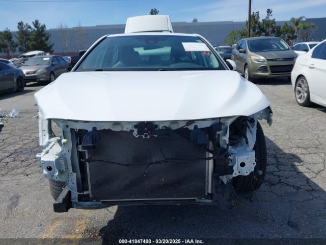 4T1G11AK8MU553894 Toyota CAMRY SE