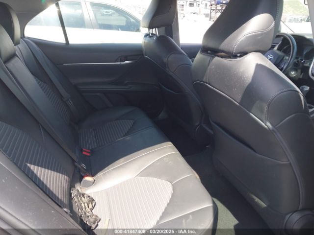 4T1G11AK8MU553894 Toyota CAMRY SE