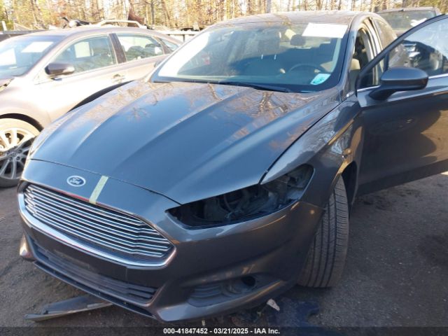 3FA6P0G75GR155572 Ford FUSION S