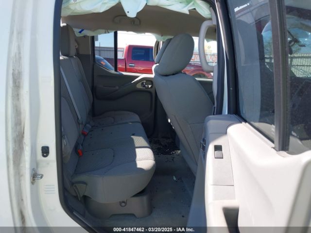 1N6AD0EV6JN729697 Nissan 2018