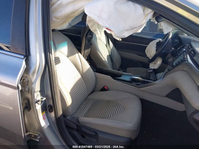 4T1B11HK6KU692080 Toyota CAMRY SE