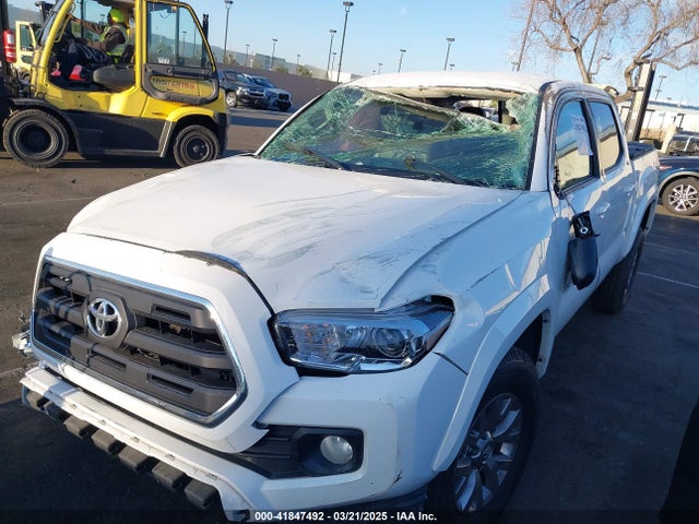 3TMAZ5CN8HM040978 Toyota Tacoma Sr5 V6