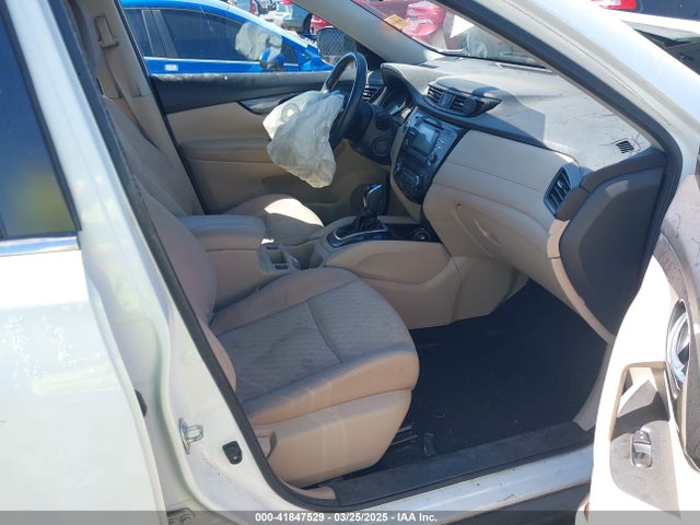 KNMAT2MV5HP603526 Nissan ROGUE SV