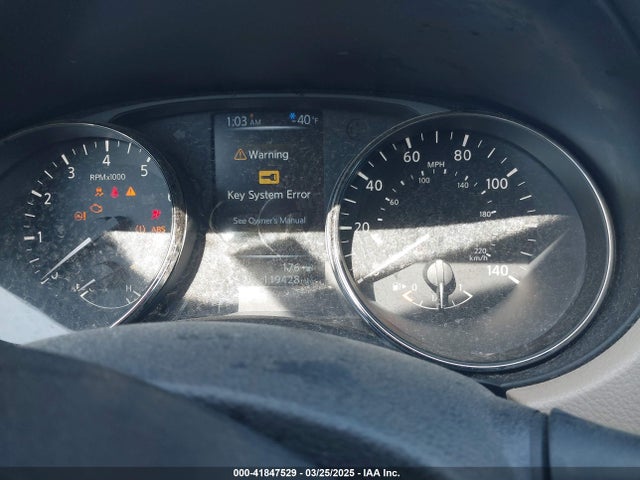 KNMAT2MV5HP603526 Nissan ROGUE SV