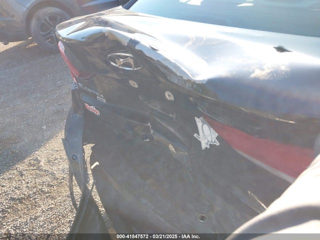 KMHD74LF1HU114948 Hyundai ELANTRA SE
