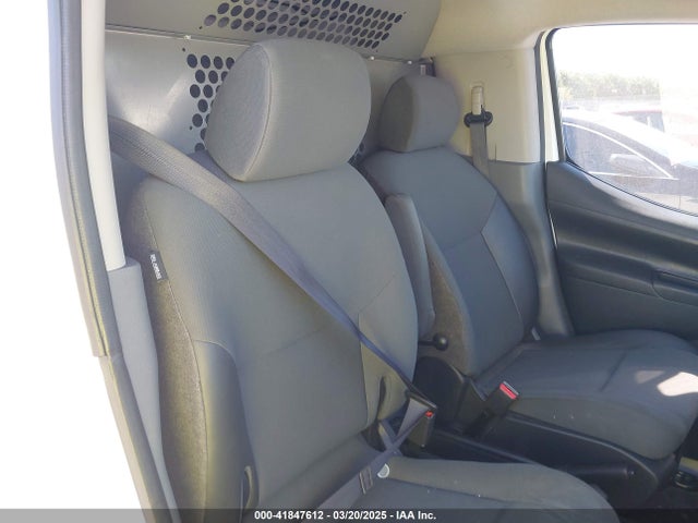 3N6CM0KN9LK710972 Nissan NV 200