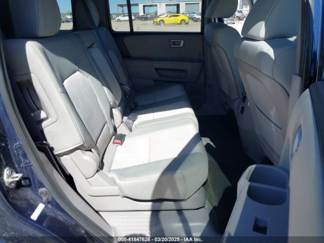 5FNYF3H23FB007463 Honda PILOT LX