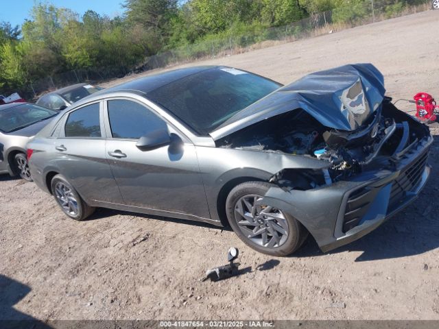 KMHLM4DG4RU707815 Hyundai ELANTRA SEL