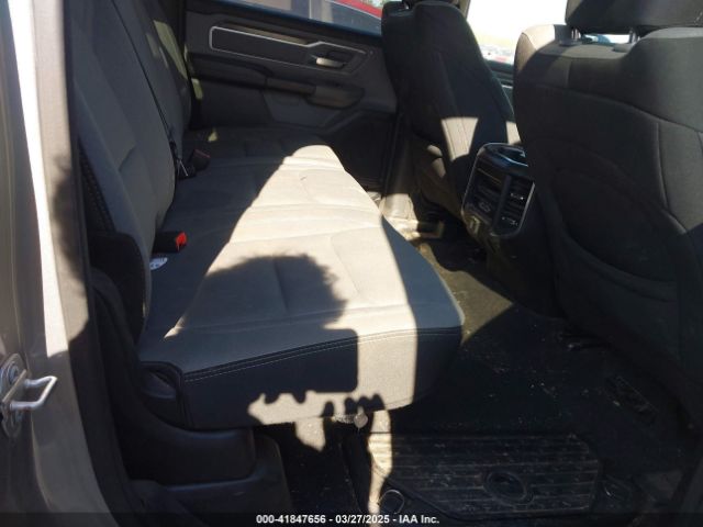 1C6RRFFG5KN803260 RAM 1500 Big Horn/lone Star  4x4 5'7 Box