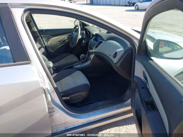 1G1PA5SG2E7108453 Chevrolet Cruze Ls Auto