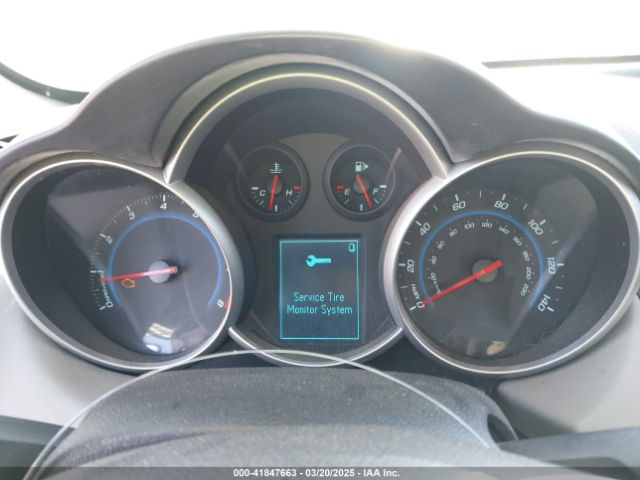 1G1PA5SG2E7108453 Chevrolet Cruze Ls Auto