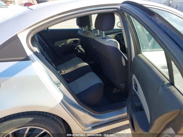 1G1PA5SG2E7108453 Chevrolet Cruze Ls Auto