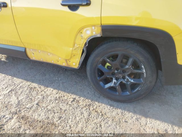 ZACCJABT2FPC35980 Jeep Renegade Latitude