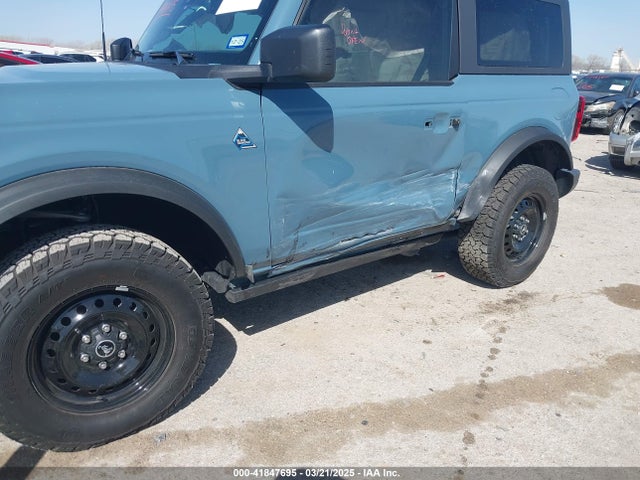 1FMDE5AP8NLB71317 Ford Bronco Black Diamond