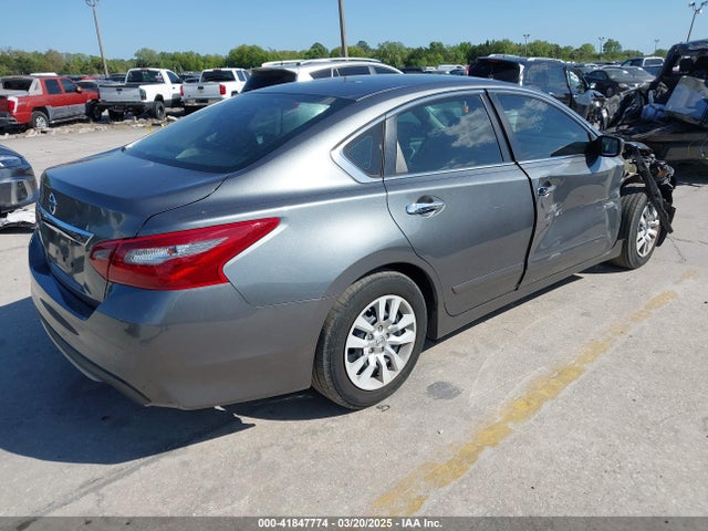 1N4AL3APXJC293551 Nissan Altima 2.5 S