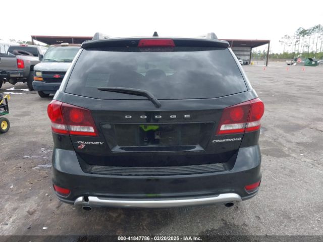 3C4PDDGG0KT858510 Dodge Journey Crossroad Awd