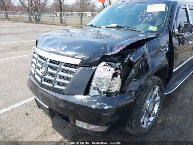 2010 CADILLAC ESCALADE EXT 3GYVKMEF6AG285931 Photo 5