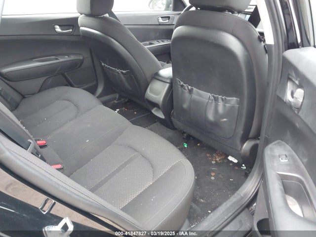 5XXGT4L39JG239548 KIA Optima Lx