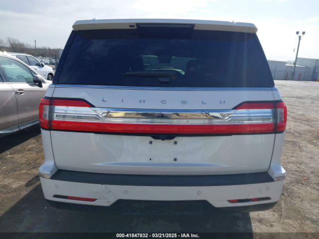 5LMJJ2LT8KEL10852 Lincoln Navigator Reserve