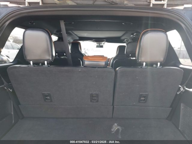 5LMJJ2LT8KEL10852 Lincoln Navigator Reserve