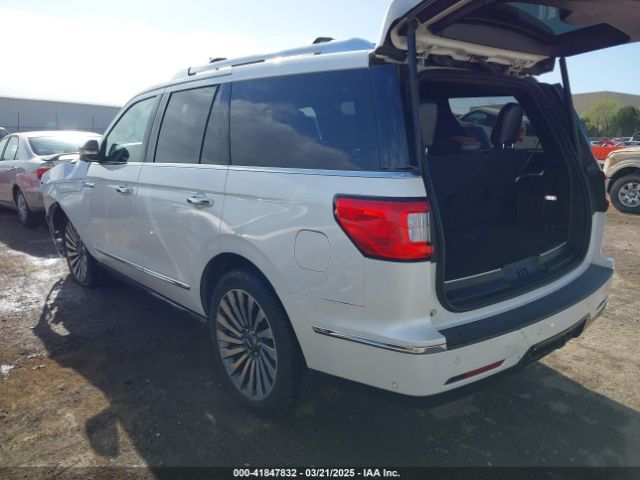 5LMJJ2LT8KEL10852 Lincoln Navigator Reserve