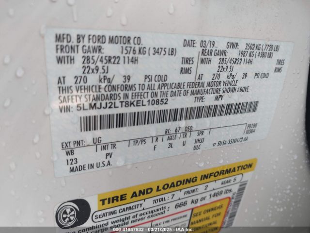 5LMJJ2LT8KEL10852 Lincoln Navigator Reserve