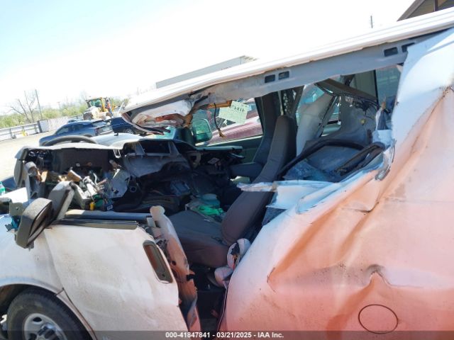 1GCWGAFF0H1321744 Chevrolet Express 2500 Work Van