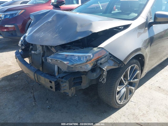 2T1BURHE8JC988363 Toyota COROLLA LE