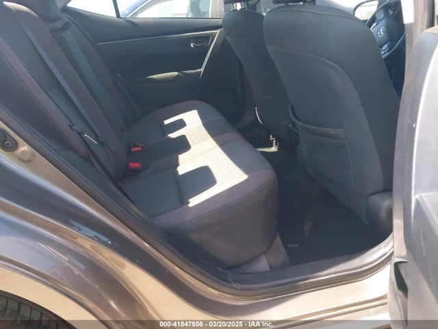 2T1BURHE8JC988363 Toyota COROLLA LE