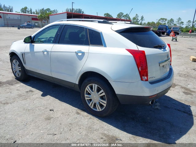 2016 CADILLAC SRX 3GYFNEE34GS513728 Photo 2