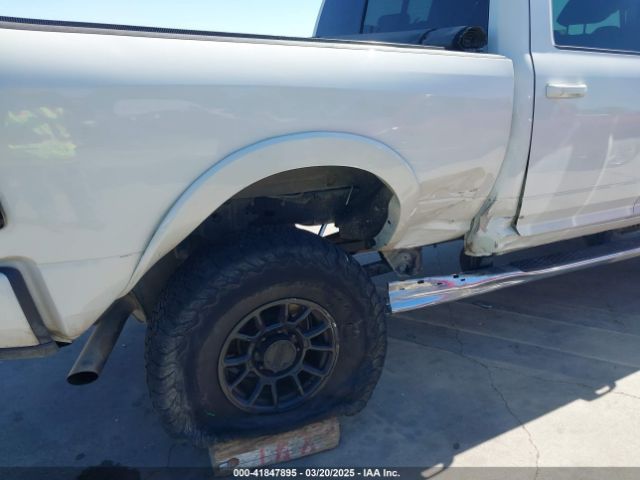 3C6UR5FJ0KG684641 RAM 2500 Laramie  4x4 6'4 Box