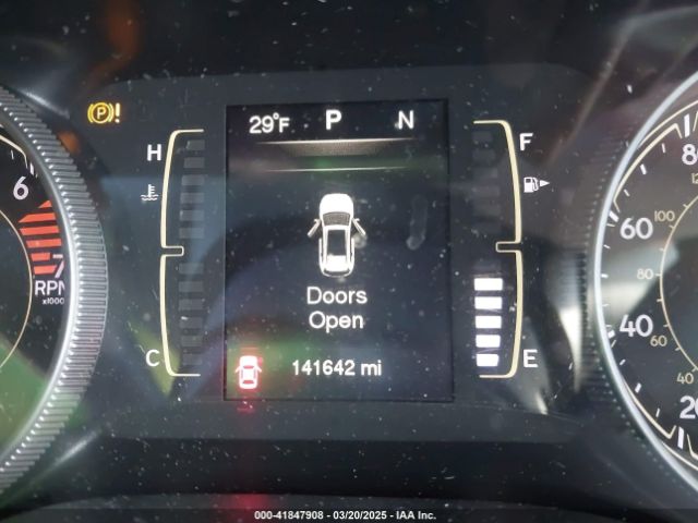 1C4PJMCB8GW162224 Jeep Cherokee Latitude