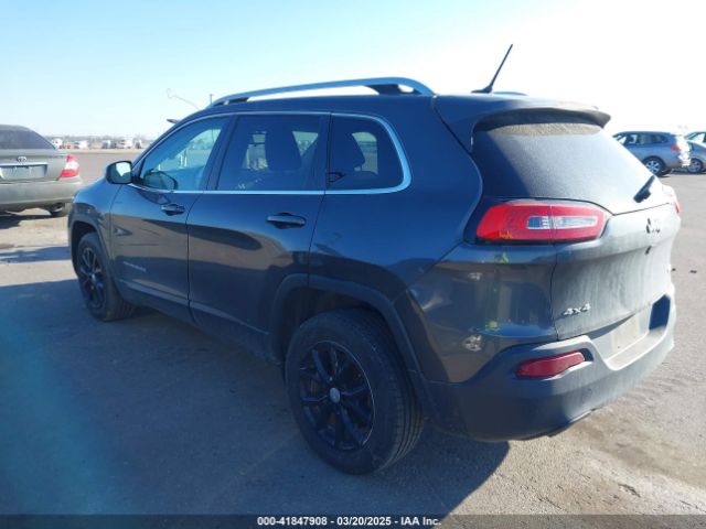 1C4PJMCB8GW162224 Jeep Cherokee Latitude