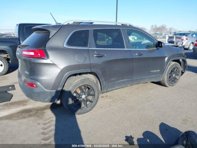 1C4PJMCB8GW162224 Jeep Cherokee Latitude