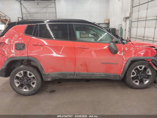 3C4NJDDB4HT647182 Jeep New Compass Trailhawk 4x4