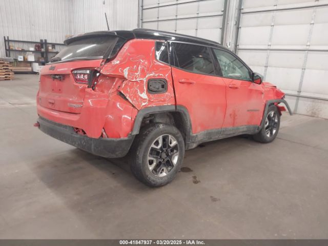 3C4NJDDB4HT647182 Jeep New Compass Trailhawk 4x4