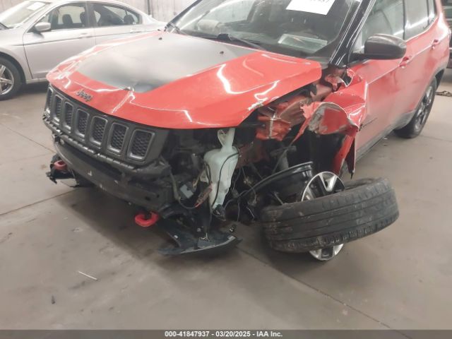3C4NJDDB4HT647182 Jeep New Compass Trailhawk 4x4