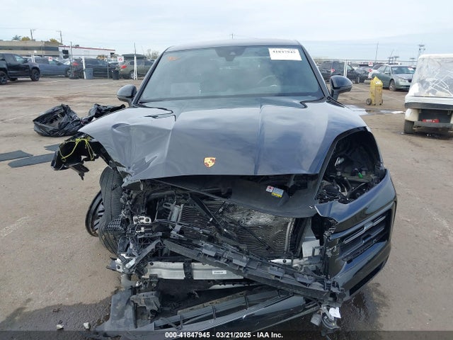 WP1BA2AY9RDA49496 Porsche Cayenne