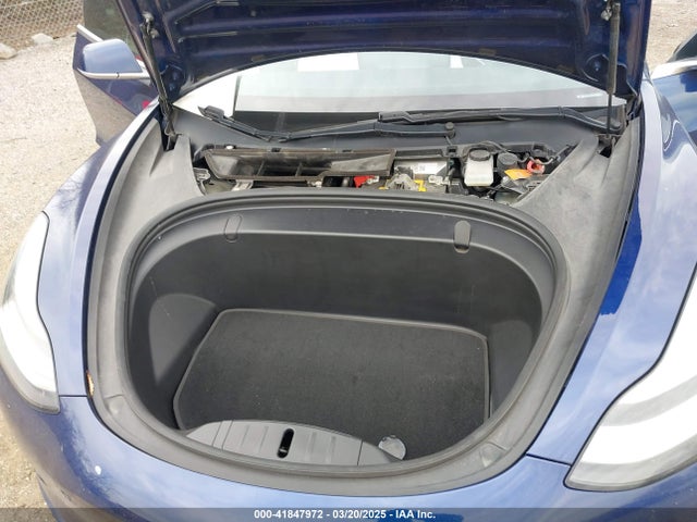 2018 TESLA MODEL 3 5YJ3E1EB2JF056166 Photo 9