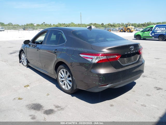 4T1B11HK1KU240845 Toyota CAMRY LE