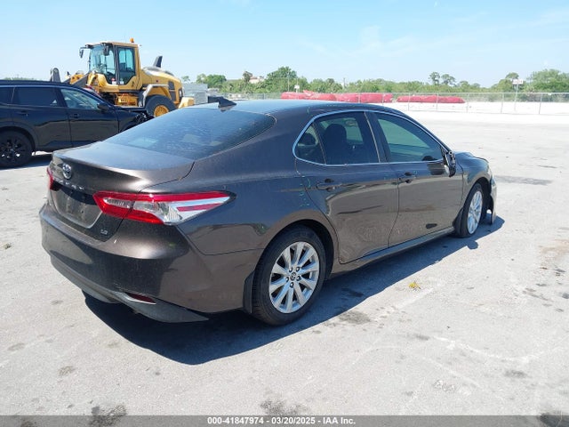 4T1B11HK1KU240845 Toyota CAMRY LE