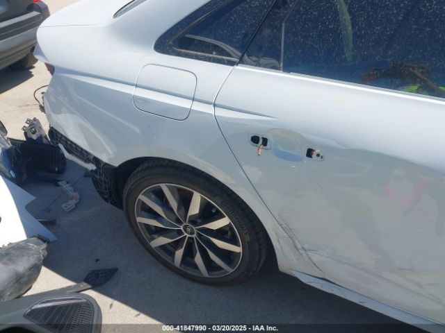 WAUBBAF48RN002241 Audi A4 Premium Plus 40 Tfsi Quattro S Tronic