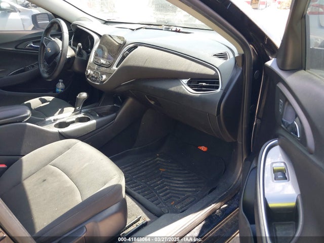 1G1ZE5STXGF285044 Chevrolet MALIBU 1LT