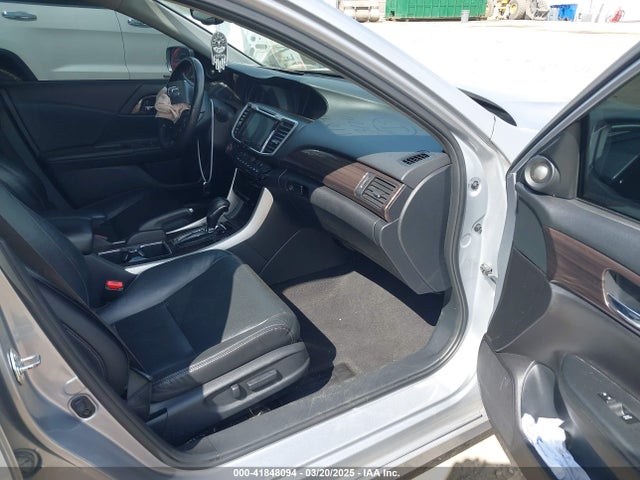 1HGCR3F97GA015854 Honda Accord Touring